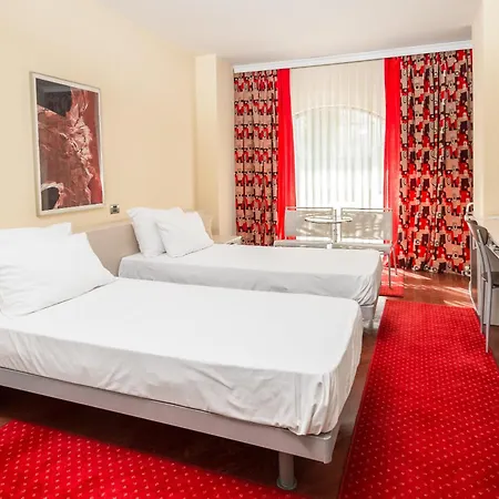 ベッド・アンド・ブレックファスト Pelister 3*