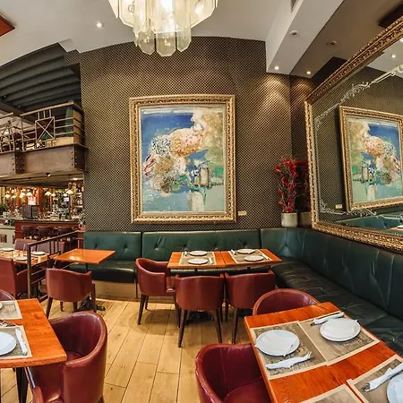 ベッド・アンド・ブレックファスト Pelister